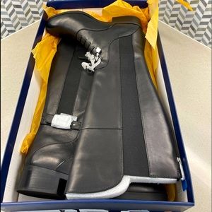 Adrienne Vittadini Boots